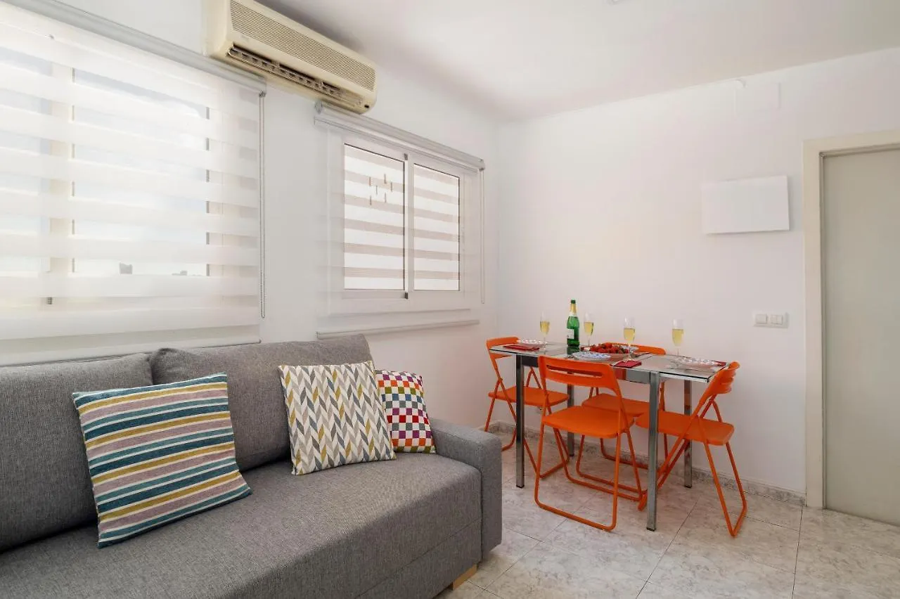 Barcelona Sunny Terrace Appartement L'Hospitalet de Llobregat 0*,  Spanje